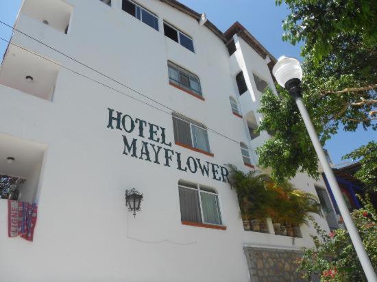 Hotel & Hostal Mayflower Пуэрто-Эскондидо Экстерьер фото